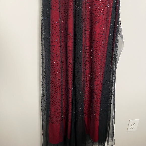 Sue Wong Beaded Red Black Mesh Gown Size 12 - Picture 6 of 12